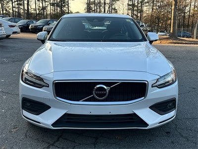 2021 Volvo S60 T6 Momentum