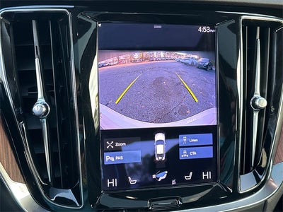 2021 Volvo S60 T6 Momentum