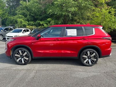 2025 Mitsubishi Outlander SE