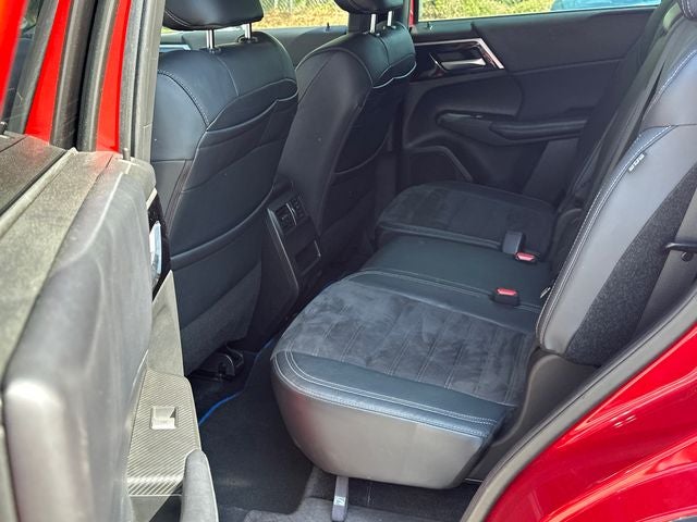 2023 Mitsubishi Outlander PHEV Base