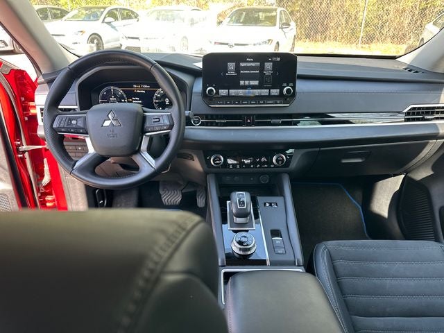 2023 Mitsubishi Outlander PHEV Base