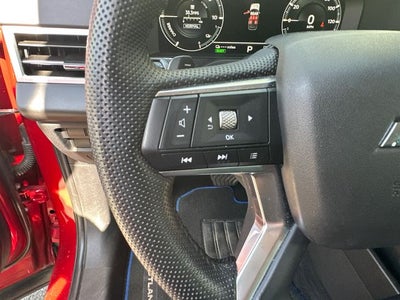 2023 Mitsubishi Outlander PHEV Base