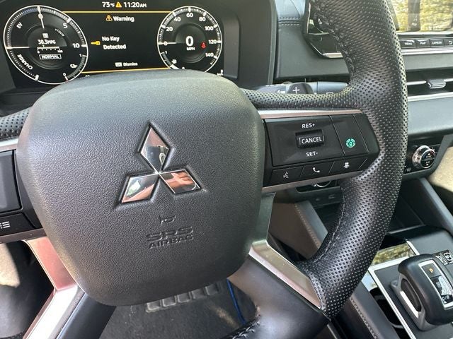 2023 Mitsubishi Outlander PHEV Base