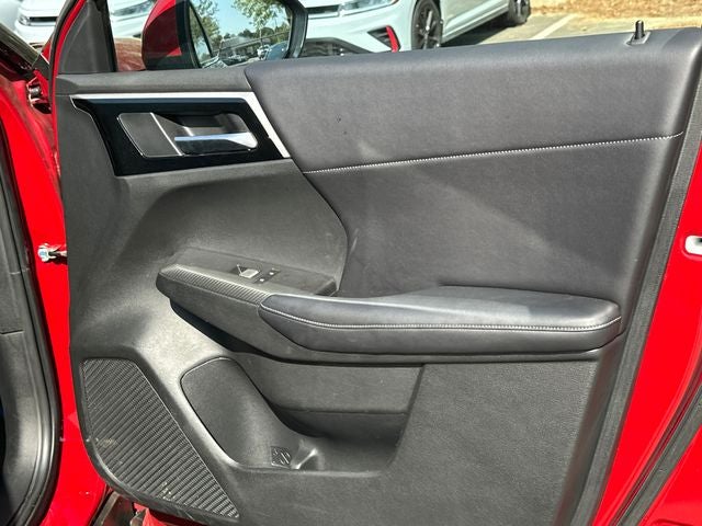 2023 Mitsubishi Outlander PHEV Base