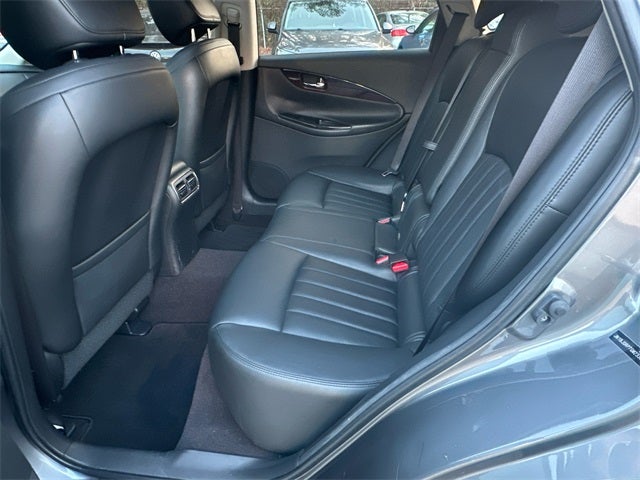 2016 INFINITI QX50 Base