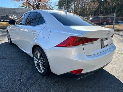 2017 Lexus IS 200t
