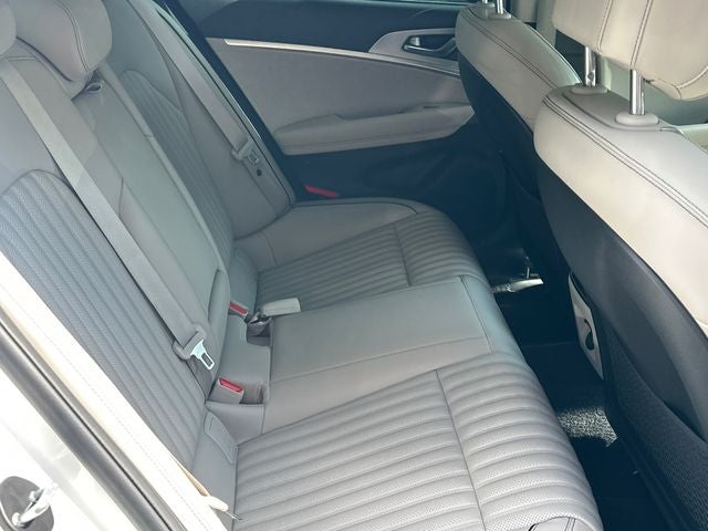 2021 Genesis G70 2.0T