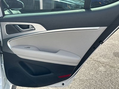 2021 Genesis G70 2.0T