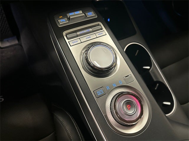 2023 Genesis GV70 2.5T