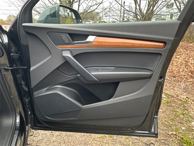 2023 Audi Q5 40 Premium quattro