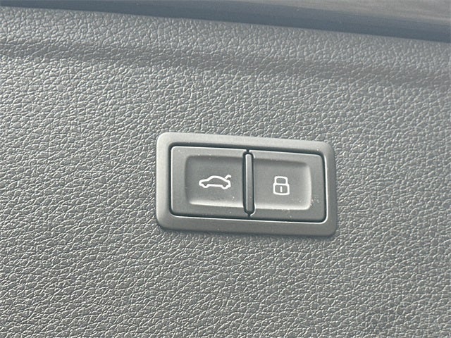 2023 Audi Q5 40 Premium quattro