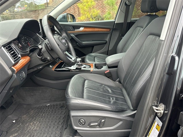 2023 Audi Q5 40 Premium quattro