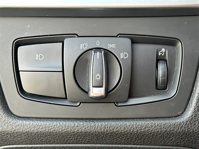 2015 BMW 3 Series 328i