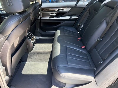 2019 BMW 7 Series 740i