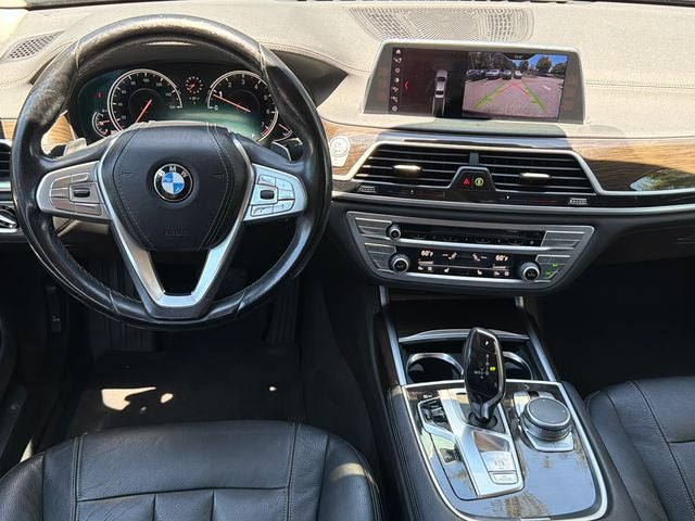 2019 BMW 7 Series 740i