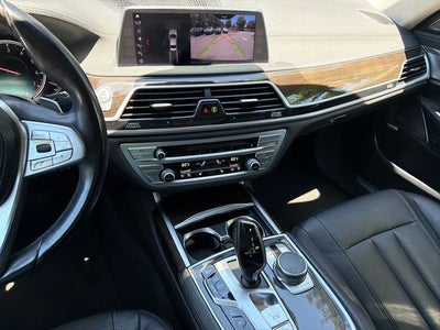2019 BMW 7 Series 740i