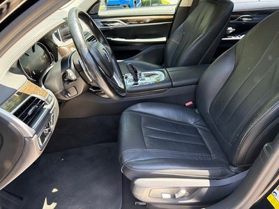 2019 BMW 7 Series 740i