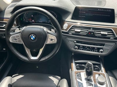 2020 BMW 7 Series 740i