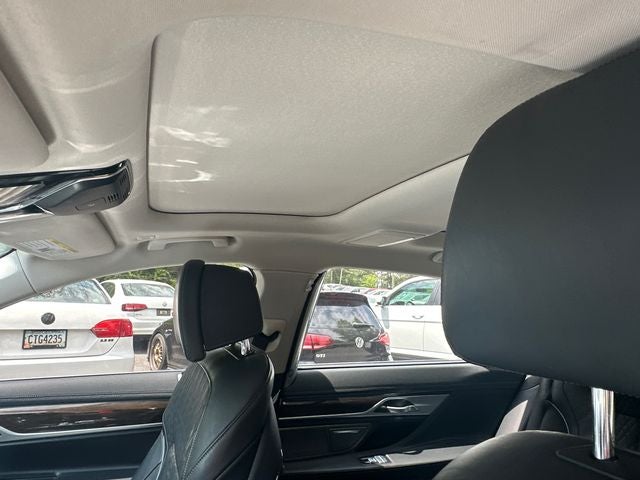 2020 BMW 7 Series 740i