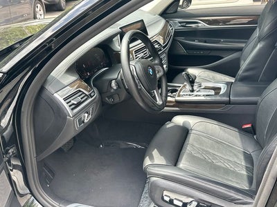 2020 BMW 7 Series 740i