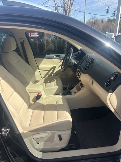 2015 Volkswagen Tiguan SE w/Appearance