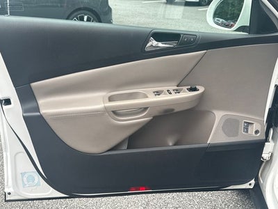 2008 Volkswagen Passat Lux