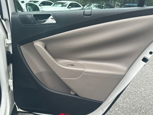 2008 Volkswagen Passat Lux