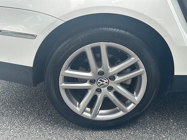 2008 Volkswagen Passat Lux