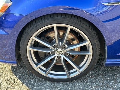 2017 Volkswagen Golf R DCC & Navigation 4Motion 4Motion