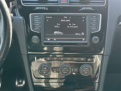 2017 Volkswagen Golf R DCC & Navigation 4Motion 4Motion